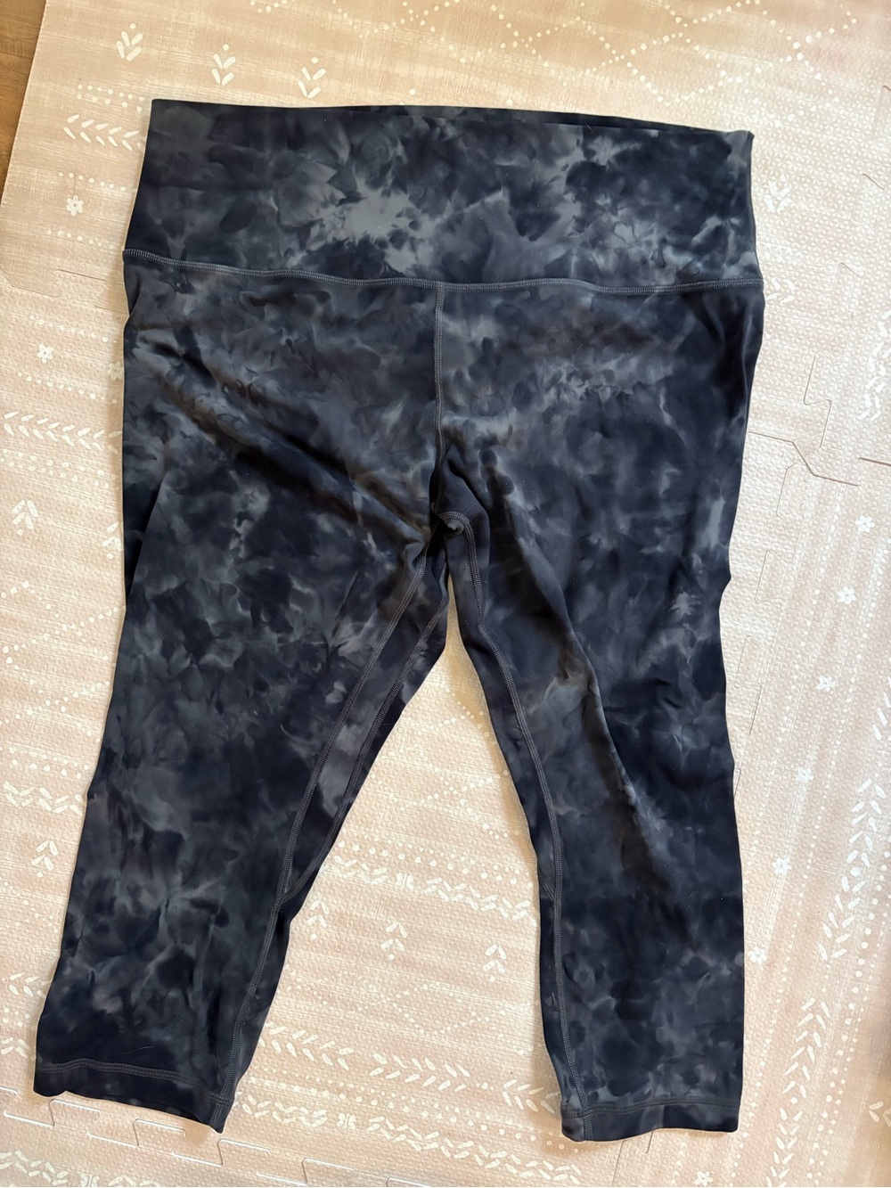 Lululemon align crop